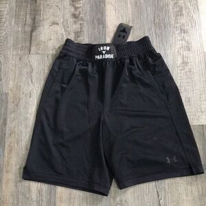 Under Armour Black Men's Shorts Iron Paradise.
